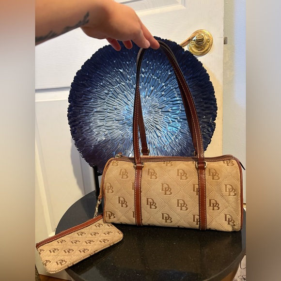 Dooney & Bourke Handbags - Dooney & Bourke 2pc Barrel Bag & Zipper Pouch